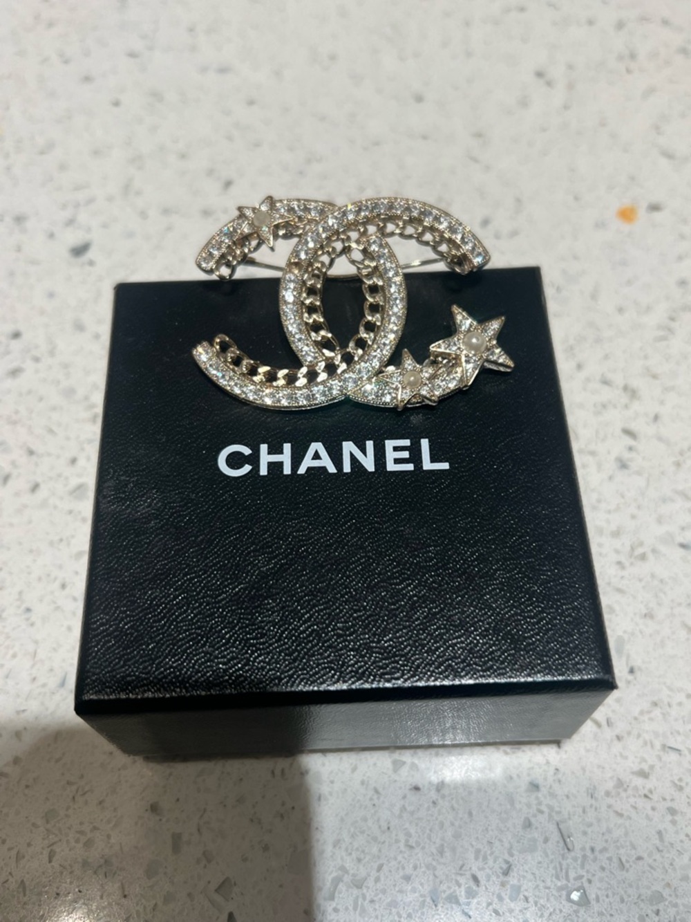 CHANEL Gold Crystal CC Star Brooch - Crystal & Gold-Tone